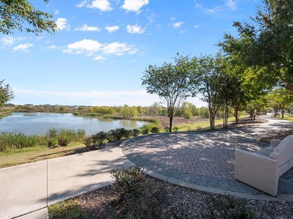 1003  Lone Ivory Trail , Arlington Texas 76005