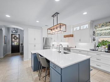 1003  Lone Ivory Trail 