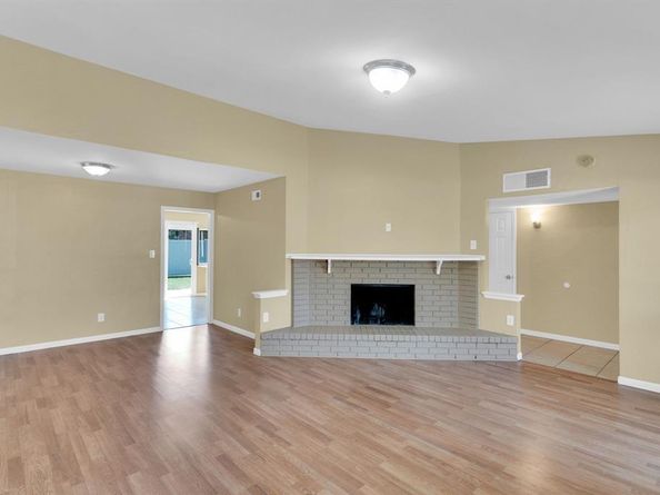 411  Mckinley Street , Cedar Hill Texas 75104