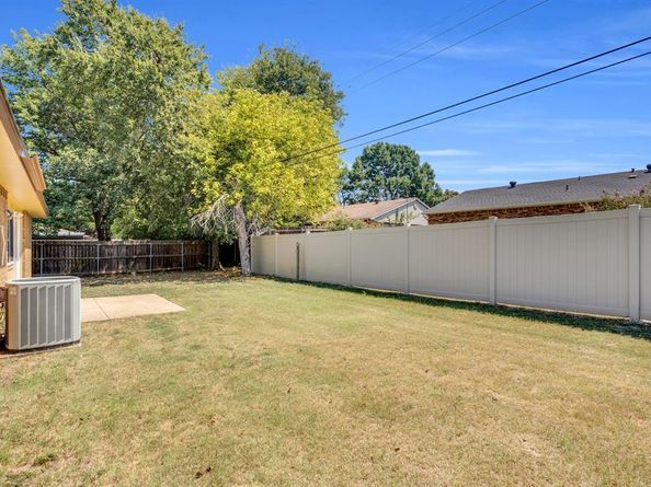 411  Mckinley Street , Cedar Hill Texas 75104