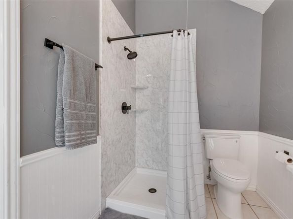 933  Freshwood Court , Arlington Texas 76017