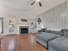 933  Freshwood Court , Arlington Texas 76017