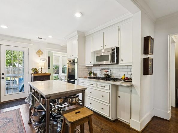 306 N Windomere Avenue , Dallas Texas 75208