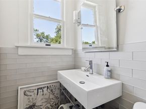 306 N Windomere Avenue , Dallas Texas 75208