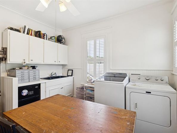 306 N Windomere Avenue , Dallas Texas 75208