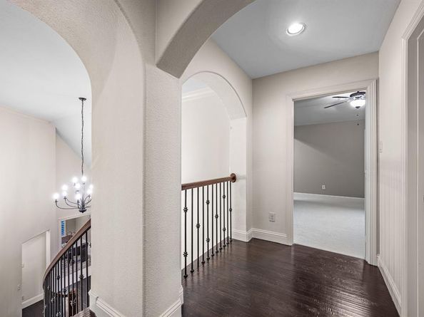 5843  Shoreside Bend , Irving Texas 75039