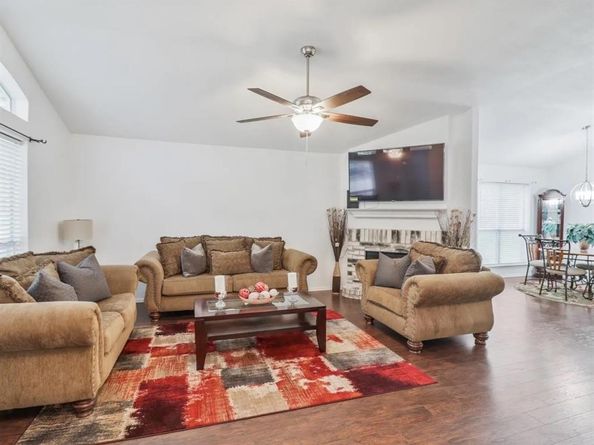 9403  Crimnson Court , Dallas Texas 75217