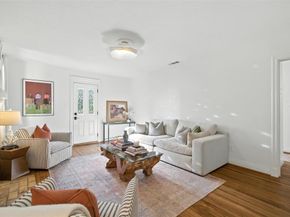 7015  Vivian Avenue , Dallas Texas 75223