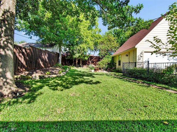 7015  Vivian Avenue , Dallas Texas 75223
