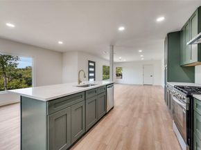 3134 W Jefferson Boulevard , Dallas Texas 75211