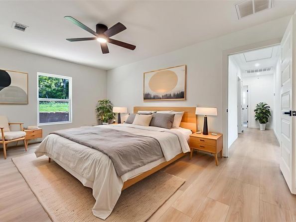 3134 W Jefferson Boulevard , Dallas Texas 75211