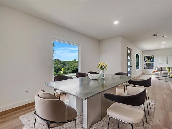 3134 W Jefferson Boulevard , Dallas Texas 75211