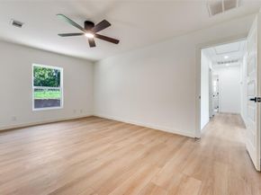 3134 W Jefferson Boulevard , Dallas Texas 75211