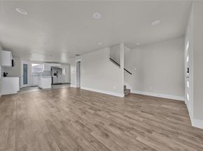 513  Creekbend Street , Crowley Texas 76036