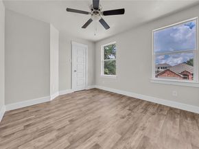 513  Creekbend Street , Crowley Texas 76036