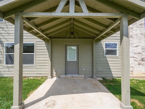 513  Creekbend Street , Crowley Texas 76036