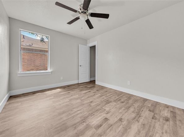 513  Creekbend Street , Crowley Texas 76036