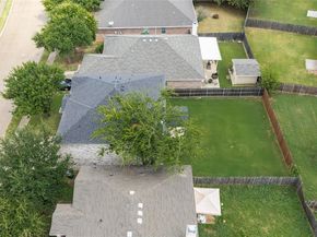 513  Creekbend Street , Crowley Texas 76036