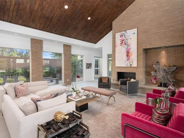 5601  Dittmar Place , Dallas Texas 75229