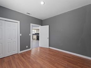 1915  Gaylord Drive , Dallas Texas 75217