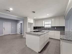1915  Gaylord Drive , Dallas Texas 75217