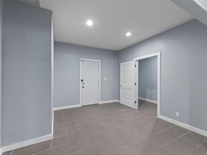 1915  Gaylord Drive , Dallas Texas 75217