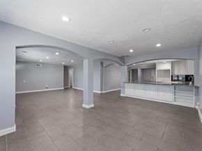 1915  Gaylord Drive , Dallas Texas 75217