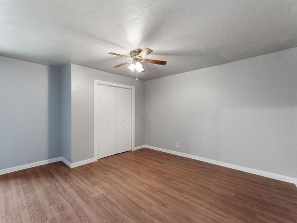 1915  Gaylord Drive , Dallas Texas 75217
