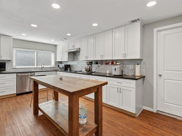 1617  Baltimore Drive , Richardson Texas 75081