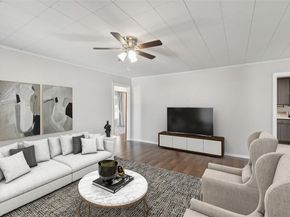 1804  Walnut Avenue , Carrollton Texas 75006