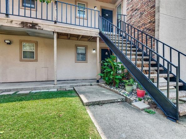 8110  Skillman Street  1031, Dallas Texas 75231