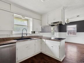 5108  South Drive , Fort Worth Texas 76132