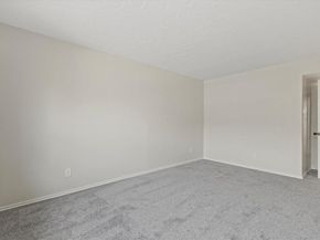 5840  Spring Valley Road  1510, Dallas Texas 75254