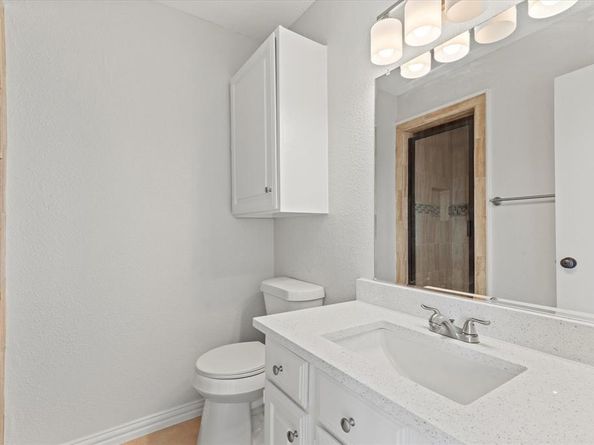5840  Spring Valley Road  1510, Dallas Texas 75254