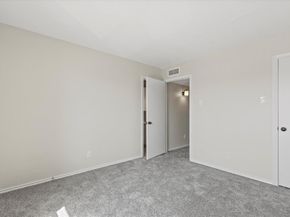 5840  Spring Valley Road  1510, Dallas Texas 75254