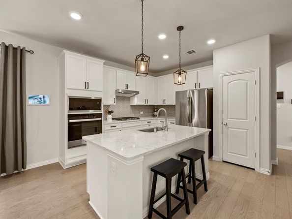 1260  Canuela Way , Justin Texas 76247