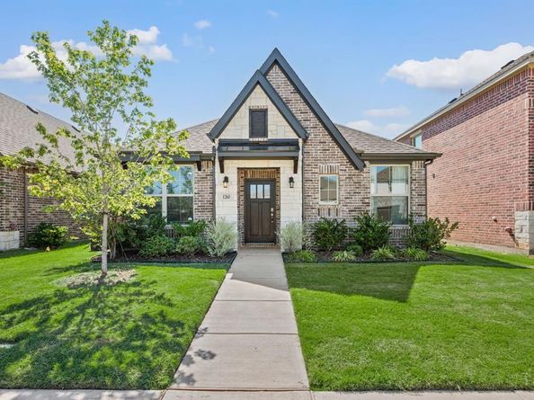 1260  Canuela Way , Justin Texas 76247