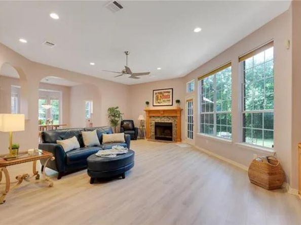 1501  Wyndmere Drive , DeSoto Texas 75115