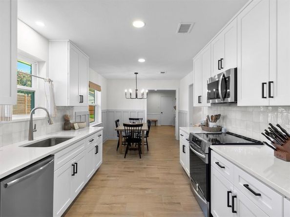 213  Turpin Drive , Highland Village Texas 75077