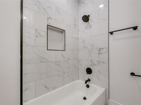 616 W ave f  , Garland Texas 75040
