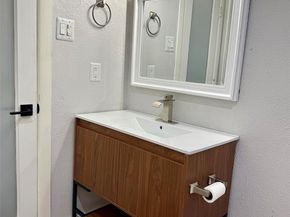 4  Robins Nest Drive , Hickory Creek Texas 75065