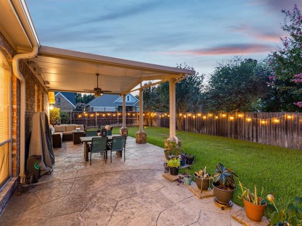 2323  Everton Drive , Arlington Texas 76001