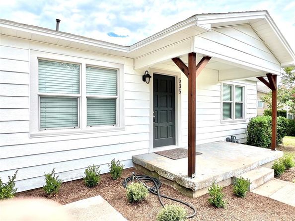 535  Lee Street , Cedar Hill Texas 75104