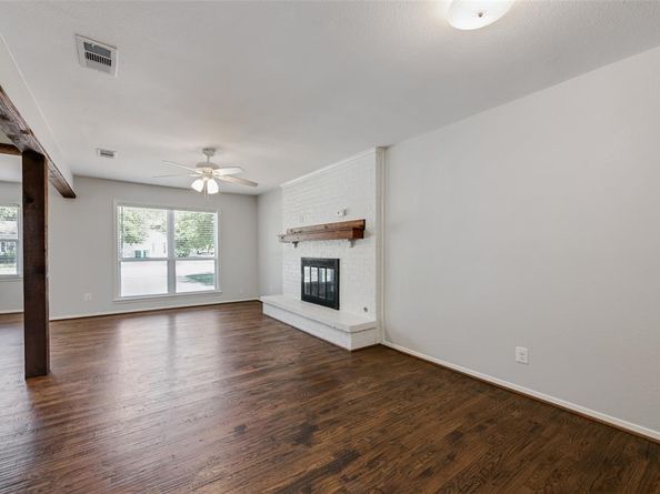 535  Lee Street , Cedar Hill Texas 75104