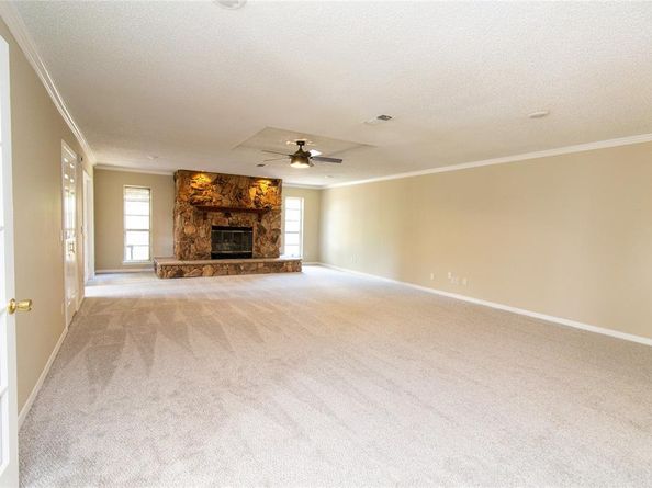 2612  Nottingham Drive , Garland Texas 75041