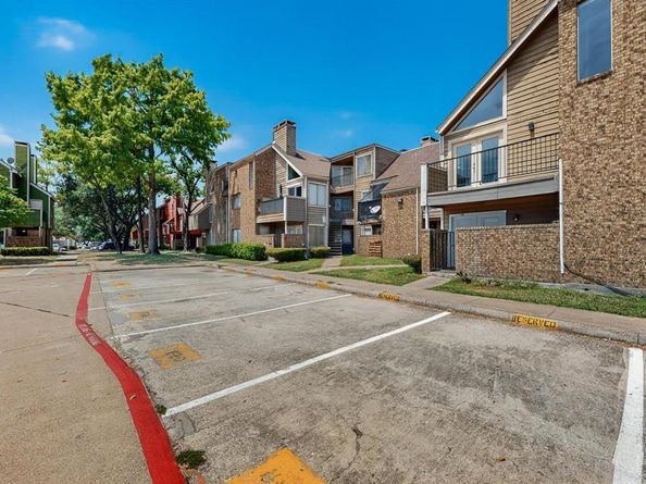 9809  Walnut Street  E209, Dallas Texas 75243