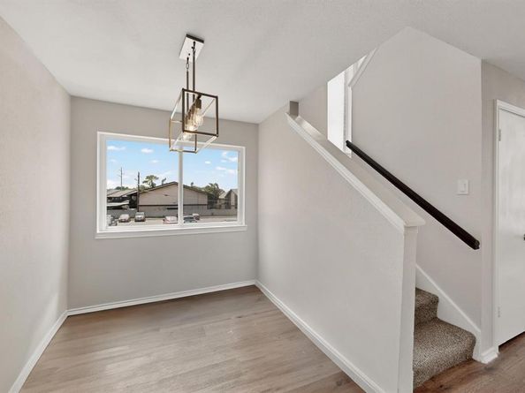9809  Walnut Street  E209, Dallas Texas 75243