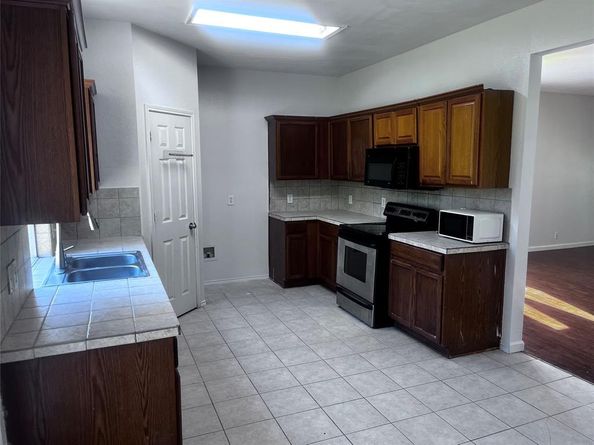 2904  Vicksburg Lane , Fort Worth Texas 76123