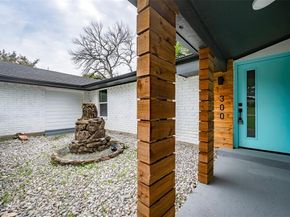 300  Brookwood Drive , DeSoto Texas 75115