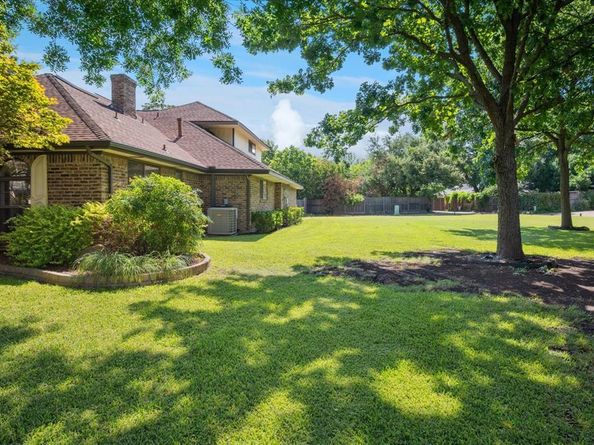 2216  Tamarisk Lane , Plano Texas 75023